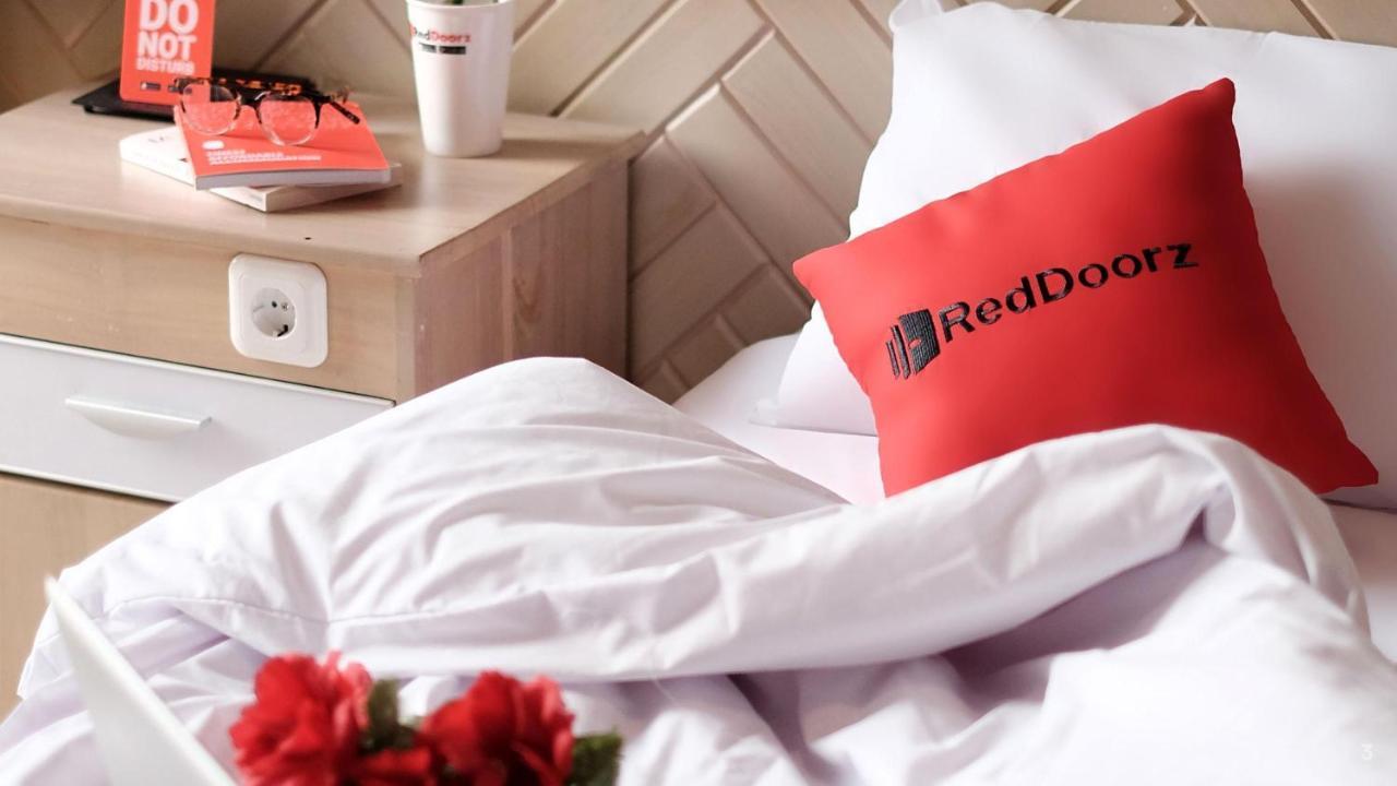 Reddoorz Bamboo Saigon Hotel Su Van Hanh Ho Chi Minh-byen Eksteriør bilde